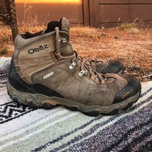 OBOZ men’s hiking boots